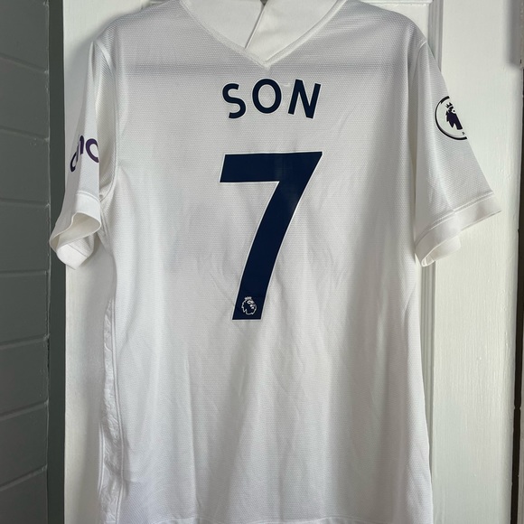 Tottenham Spurs Heung-Min Son Jersey - Picture 1 of 3